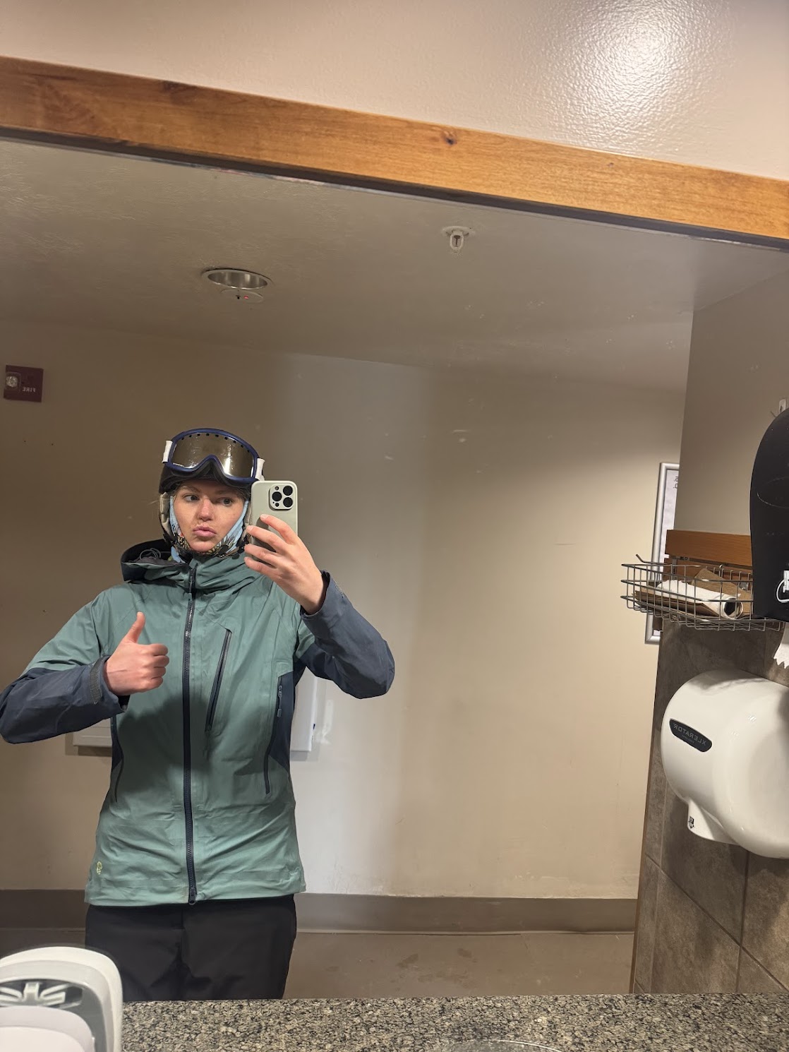 Mountain Hardwear Ski Shell